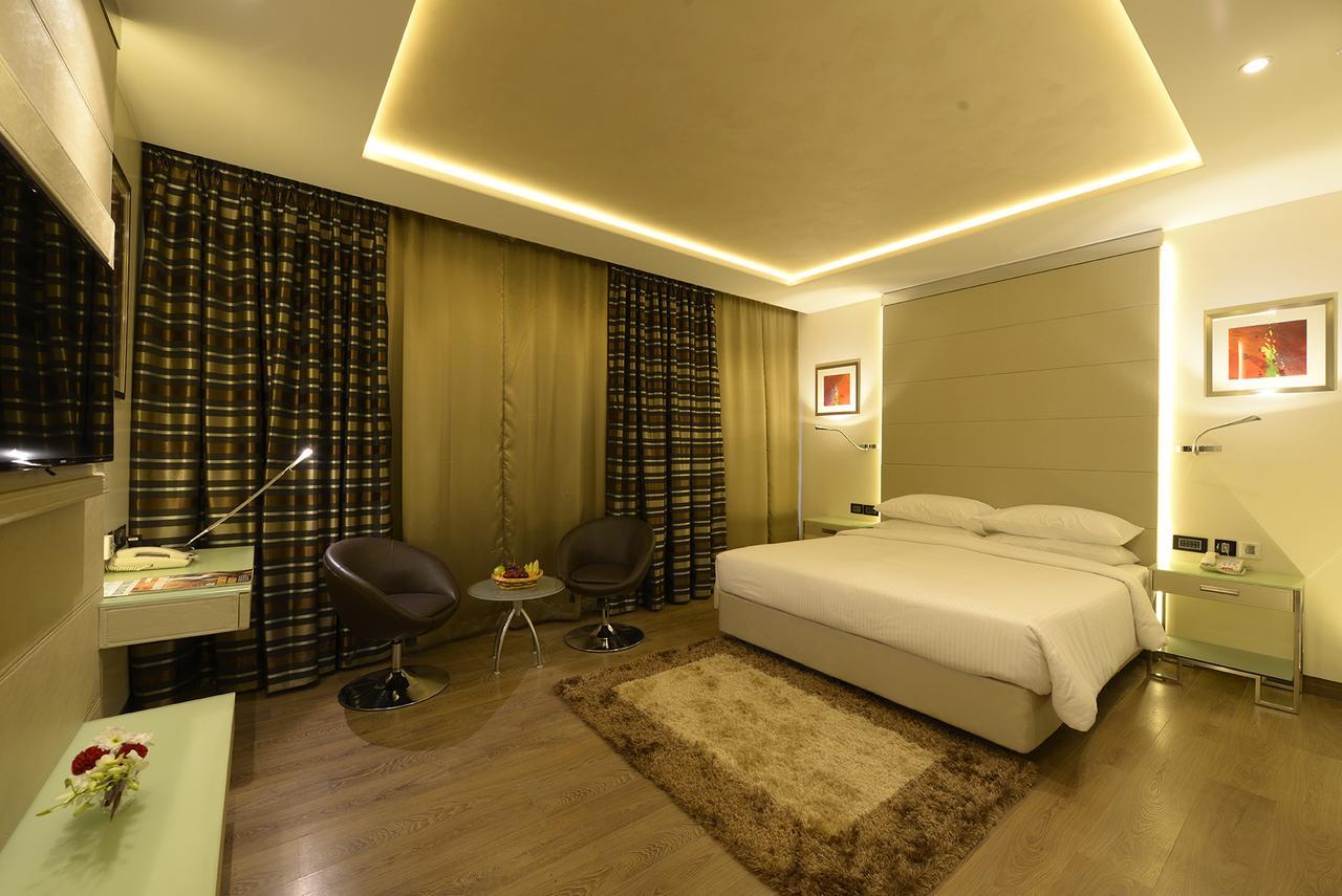 Genesis Hotel Near Mumbai Airport Exterior photo